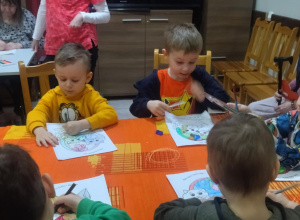 Wizyta grupy Biedronek w DPS.